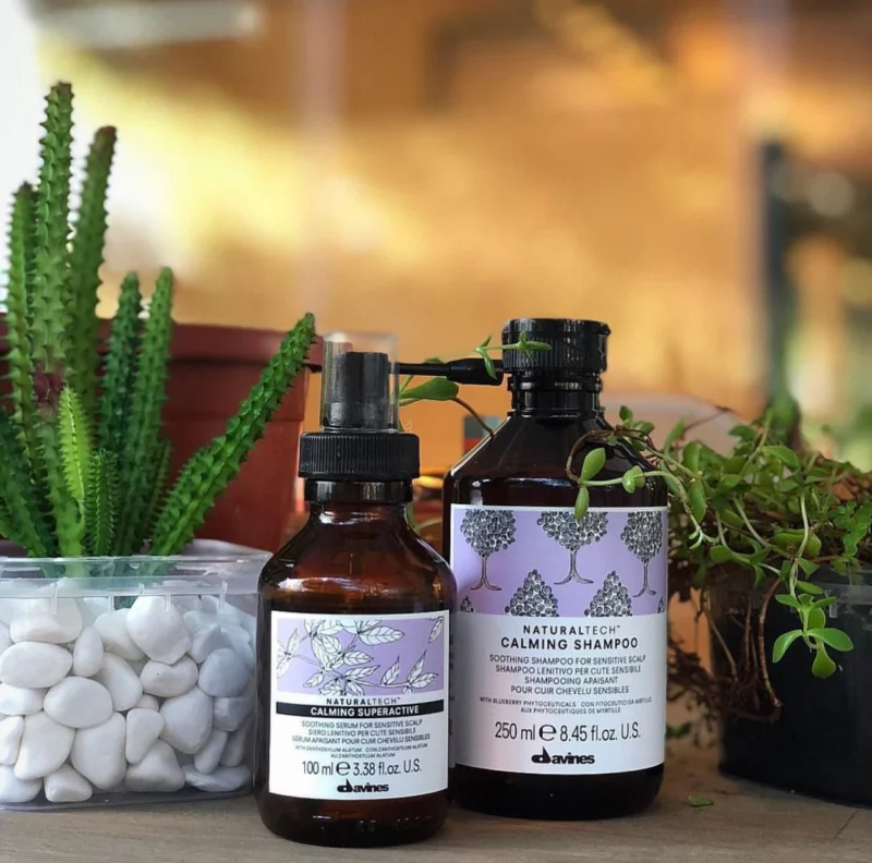 Dầu gội DAVINES CALMING Dịu Nhẹ Cho Da Đầu Nhạy Cảm 250ml